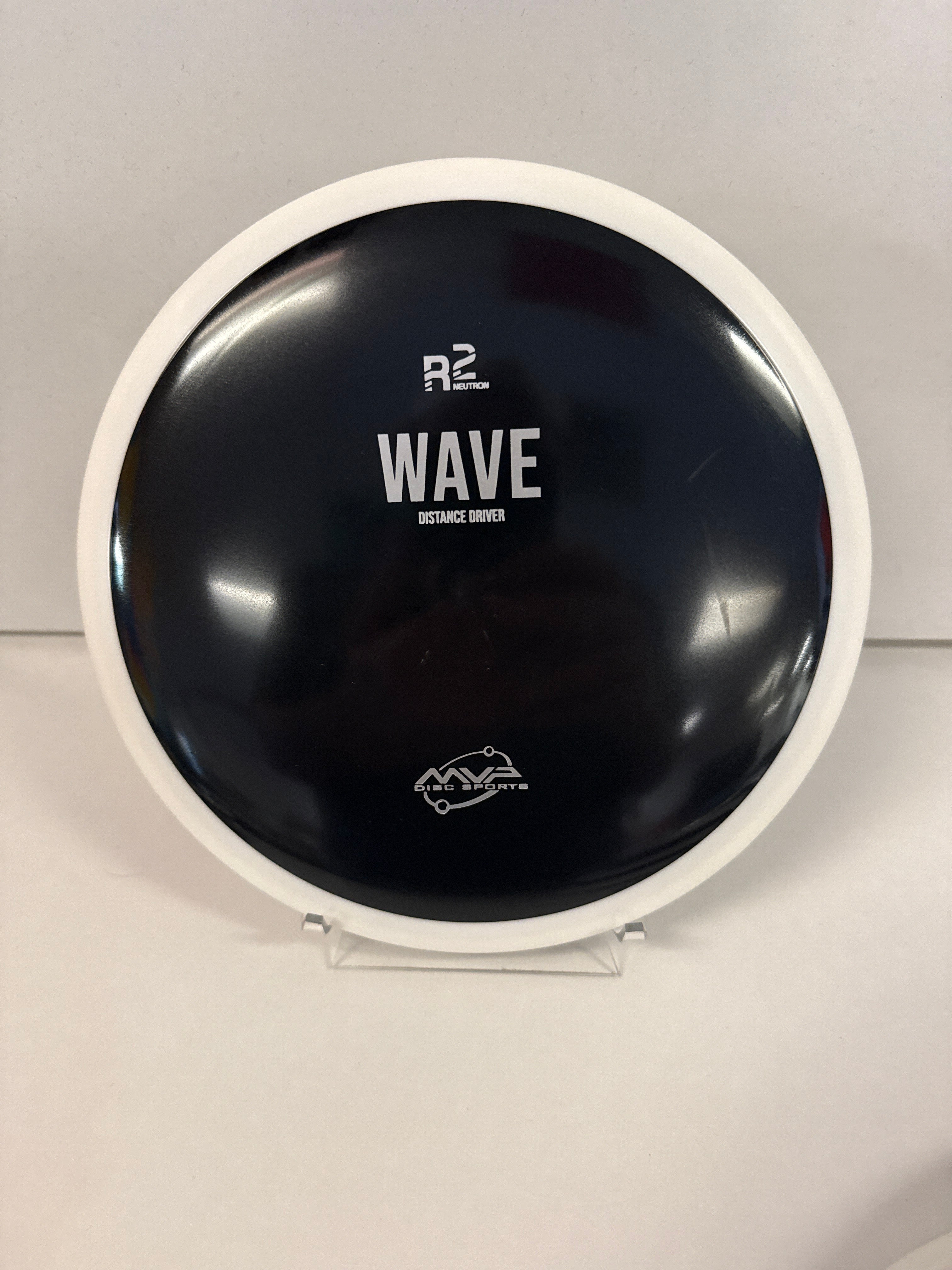 MVP Neutron R2 Wave